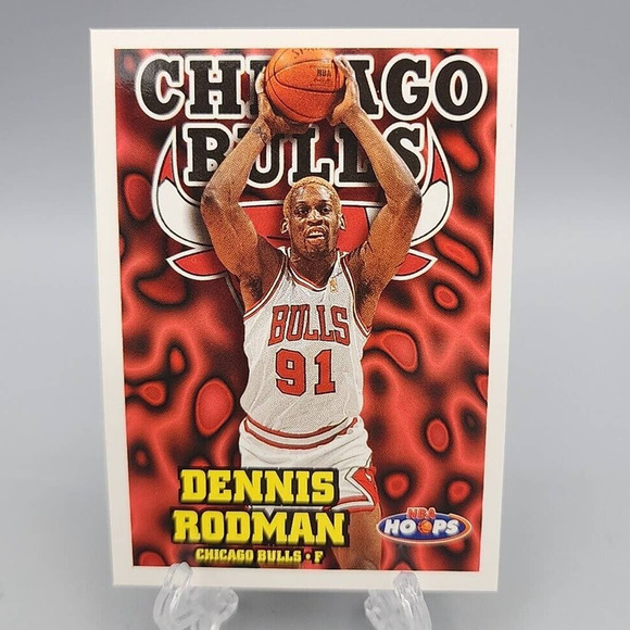 Dennis Rodman 1997-1998 NBA HOOPS Chicago Bulls Basketball #30 Trading Card - Picture 1 of 2